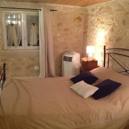 Couette-café Le Prieure 3*